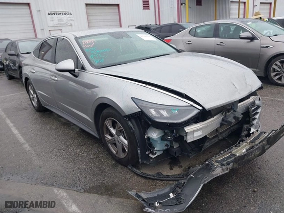 2020 Hyundai Sonata SE with VIN 5NPEG4JA7LH012153, listed as a IAAI auction lot 41748512 with 59,206 mi miles. Bid and sale history available at carsss.com. Image 1.