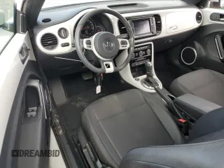 2019 Volkswagen Beetle S with VIN 3VW5DAAT9KM507517, listed as a Copart auction lot 60427665 with 11,178 mi miles and Salvage title. Bid and sale history available at DreamBid. Image 8.