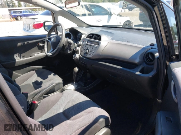 2010 Honda Fit Sport with VIN JHMGE8H48AC033963, listed as a IAAI auction lot 42369577 with 75,429 mi miles and . Bid and sale history available at DreamBid. Image 5.