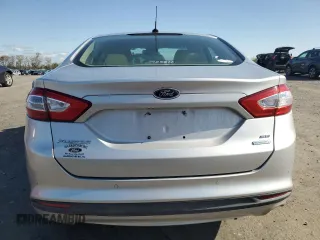 2013 Ford Fusion SE with VIN 3FA6P0HR8DR123159, listed as a Copart auction lot 51680325 with 112,162 mi miles and Salvage Title. Bid and sale history available at carsss.com. Image 6.