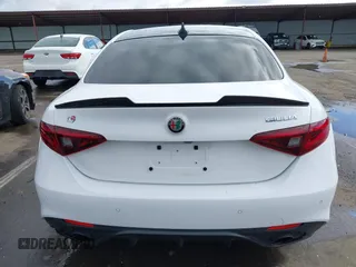 2022 Alfa Romeo Giulia Veloce with VIN ZARFAMBN9N7666124, listed as a IAAI auction lot 41583505 with 38,957 mi miles. Bid and sale history available at carsss.com. Image 16.