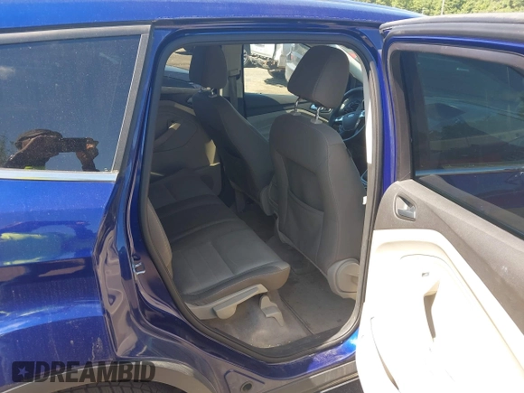 2016 Ford Escape SE z VIN 1FMCU9GX2GUC47933, wystawiony jako IAAI lot #42301520 z przebiegiem 115 751 mil mil oraz . Historia ofert i sprzedaży dostępna na DreamBid. Obrazek 8.