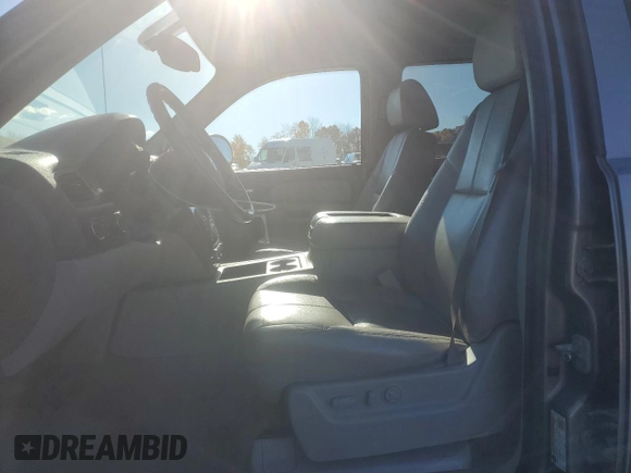 2007 Chevrolet Avalanche 3LT with VIN 3GNFK12307G145294, listed as a Copart auction lot 77200584 with 176,694 mi miles and Clean Title. Bid and sale history available at DreamBid. Image 7.