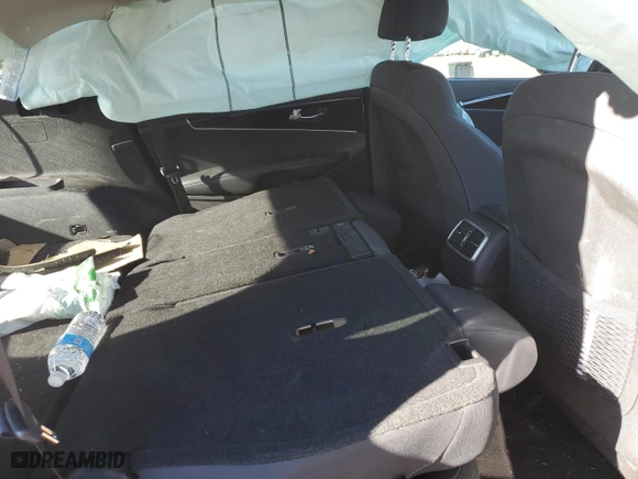 2019 Kia Sorento LX V6 with VIN 5XYPG4A50KG494000, listed as a Copart auction lot 47469005 with 0 mi miles and Salvage Title. Bid and sale history available at carsss.com. Image 11.