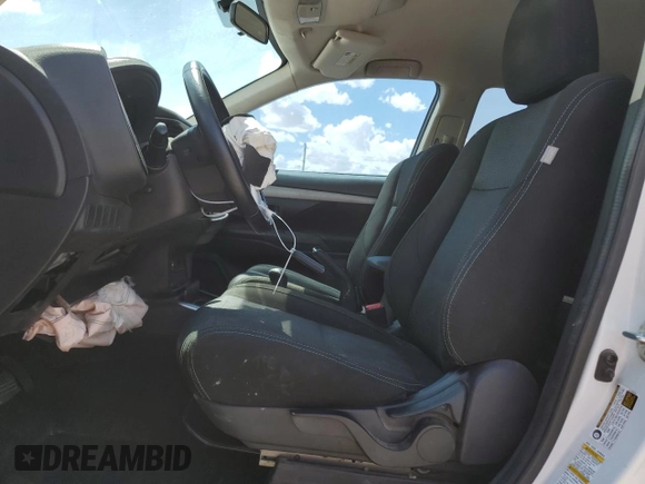 2017 Mitsubishi Outlander SE with VIN JA4AD3A37HZ062774, listed as a Copart auction lot 56400785 with 85,872 mi miles and Salvage title. Bid and sale history available at DreamBid. Image 7.