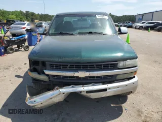 2002 Chevrolet Silverado 1500 LS with VIN 2GCEC19V421344357, listed as a Copart auction lot 53668705 with 233,608 mi miles and Salvage Title. Bid and sale history available at DreamBid. Image 5.