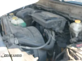 2006 Dodge 1500 ST z VIN 1D7HA18K96J243102, wystawiony jako IAAI lot #43218926 z przebiegiem 141 399 mil mil oraz . Historia ofert i sprzedaży dostępna na DreamBid. Obrazek 12.