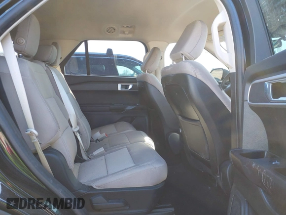 2020 Ford Explorer with VIN 1FMSK8BH0LGB12535, listed as a IAAI auction lot 41633073 with 69,347 mi miles. Bid and sale history available at carsss.com. Image 8.