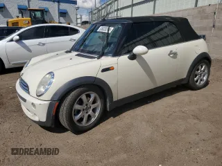 2008 MINI Convertible z VIN WMWRF33538TG18650, wystawiony jako Copart lot #55820245 z przebiegiem 100 980 mil mil oraz Szkody całkowita. Historia ofert i sprzedaży dostępna na DreamBid. Obrazek 1.