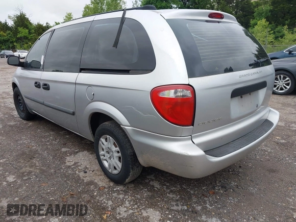 2005 Dodge Caravan SE with VIN 1D4GP24R95B151741, listed as a IAAI auction lot 42215827 with 189,025 mi miles and . Bid and sale history available at carsss.com. Image 3.