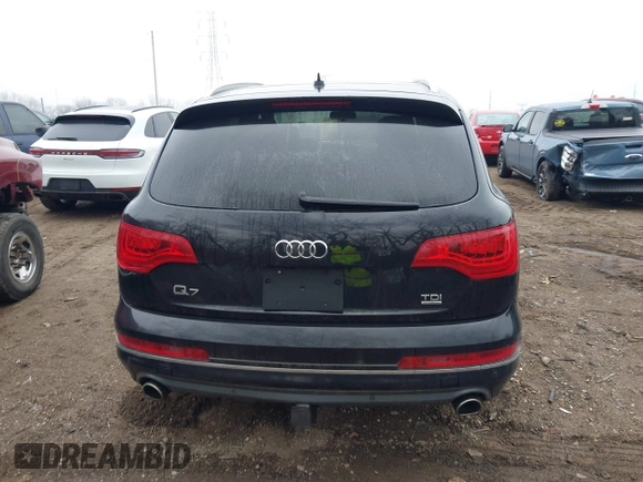2015 Audi Q7 Prestige with VIN WA1VMAFE9FD024375, listed as a IAAI auction lot 41575018 with 133,495 mi miles and . Bid and sale history available at DreamBid. Image 16.
