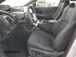2024 Toyota bZ4X XLE z VIN JTMABACA1RA084605, wystawiony jako Copart lot #47979375 z przebiegiem 5 236 mil mil oraz Szkoda całkowita • Salvage title. Historia ofert i sprzedaży dostępna na DreamBid. Obrazek 7.