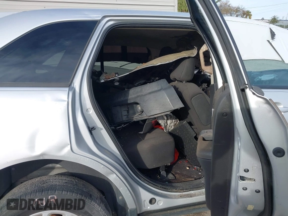 2010 Ford Edge SEL with VIN 2FMDK3JC3ABA11690, listed as a IAAI auction lot 41374441 with Not Provided miles. Bid and sale history available at carsss.com. Image 8.
