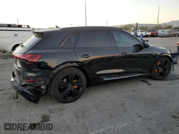 2022 Audi e-tron Premium Plus с VIN WA1LAAGE5NB021918, выставлен на аукционе Copart как лот 88352465 с пробегом 42 662 миль миль и Списание • Salvage title. История ставок и продаж доступна на DreamBid. Изображение 3.