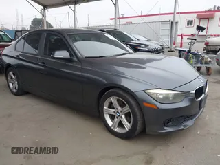 2013 BMW 3 Series 328i z VIN WBA3C1C57DF437186, wystawiony jako IAAI lot #42153924 z przebiegiem 167 438 mil mil oraz . Historia ofert i sprzedaży dostępna na DreamBid. Obrazek 1.