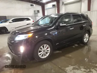 2014 Kia Sorento SX Limited with VIN 5XYKWDA70EG440067, listed as a Copart auction lot 62278145 with 183,831 mi miles and Salvage title. Bid and sale history available at DreamBid. Image 1.