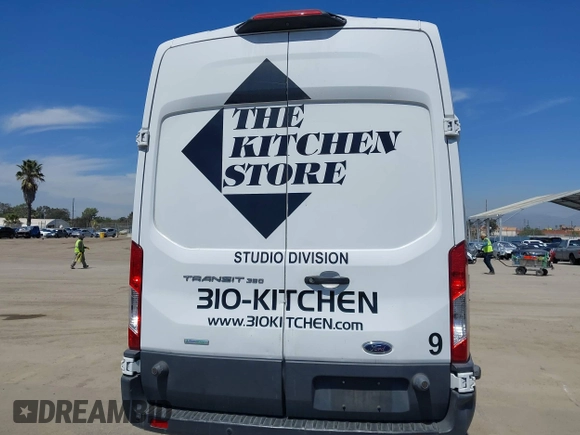 2018 Ford Transit Cargo with VIN 1FTBW3XGXJKB34600, listed as a IAAI auction lot 42017817 with 116,399 mi miles. Bid and sale history available at carsss.com. Image 16.