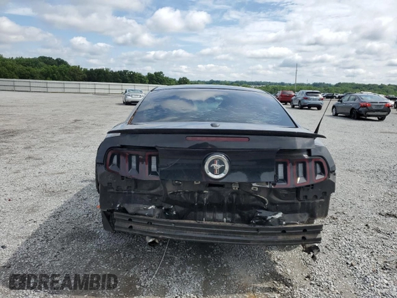 2013 Ford Mustang V6 z VIN 1ZVBP8AM1D5238157, wystawiony jako Copart lot #60427525 z przebiegiem 133 512 mil mil oraz Szkoda całkowita • Salvage title. Historia ofert i sprzedaży dostępna na DreamBid. Obrazek 6.