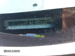 2008 Ford Escape XLT с VIN 1FMCU93168KD99003, выставлен на аукционе IAAI как лот 42133067 с пробегом 136 070 миль миль и . История ставок и продаж доступна на DreamBid. Изображение 9.
