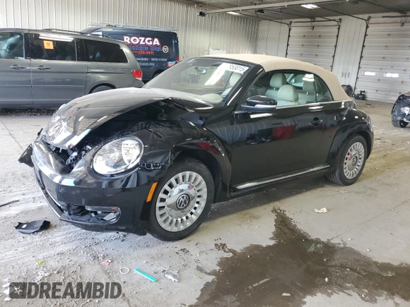 2013 Volkswagen Beetle 2.5L с VIN 3VW5P7AT5DM811974, выставлен на аукционе Copart как лот 56853015 с пробегом 68 959 миль миль и На запчасти • Non repairable. История ставок и продаж доступна на DreamBid. Изображение 1.