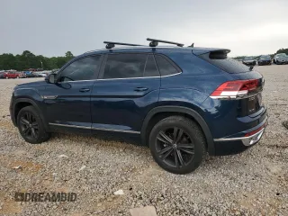 2020 Volkswagen Atlas SE with VIN 1V26E2CA2LC231768, listed as a Copart auction lot 57769365 with 68,185 mi miles and Salvage title. Bid and sale history available at DreamBid. Image 2.