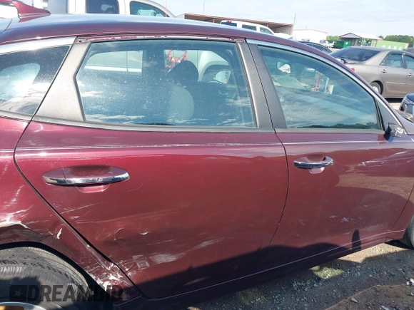 2018 Kia Optima LX z VIN 5XXGT4L39JG180260, wystawiony jako IAAI lot #42081495 z przebiegiem 173 200 mil mil oraz . Historia ofert i sprzedaży dostępna na DreamBid. Obrazek 13.