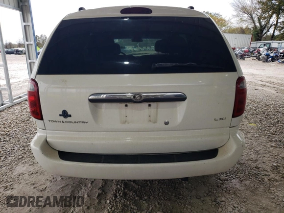 2002 Chrysler Town & Country LXi with VIN 2C8GP54LX2R736110, listed as a Copart auction lot 79117264 with 224,893 mi miles and Salvage Title. Bid and sale history available at carsss.com. Image 6.