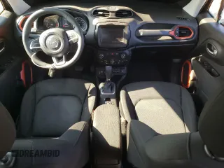 2020 Jeep Renegade Sport z VIN ZACNJBAB5LPL03043, wystawiony jako Copart lot #54917695 z przebiegiem 240 889 mil mil oraz Szkoda całkowita • Salvage title. Historia ofert i sprzedaży dostępna na DreamBid. Obrazek 8.