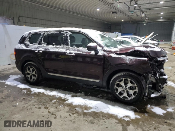 2022 Kia Telluride EX with VIN 5XYP3DHC4NG283693, listed as a Copart auction lot 44032045 with 28,180 mi miles and Salvage Title. Bid and sale history available at carsss.com. Image 4.