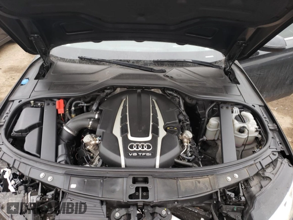 2015 Audi A8 4.0T with VIN WAUJ2AFD3FN024977, listed as a Copart auction lot 39952623 with 102,365 mi miles and . Bid and sale history available at DreamBid. Image 11.