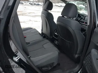 2019 Hyundai Santa Fe SE with VIN 5NMS2CAD9KH003200, listed as a IAAI auction lot 41541423 with 91,913 mi miles. Bid and sale history available at carsss.com. Image 8.