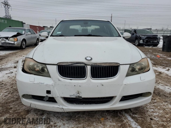 2006 BMW 3 Series 325xi with VIN WBAVD13556KV02729, listed as a Copart auction lot 86075344 with 236,195 mi miles and Salvage Title. Bid and sale history available at carsss.com. Image 5.