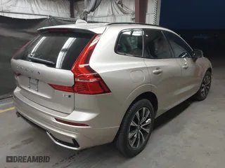 2024 Volvo XC60 Core Dark Theme with VIN YV4L12RK5R1837129, listed as a IAAI auction lot 41988882 with 1 mi miles. Bid and sale history available at carsss.com. Image 4.