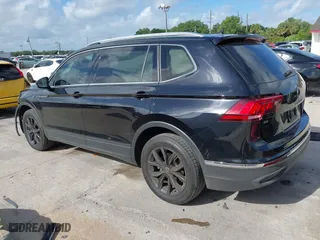 2023 Volkswagen Tiguan SE with VIN 3VV3B7AX9PM062632, listed as a IAAI auction lot 41943020 with 40,995 mi miles. Bid and sale history available at carsss.com. Image 15.