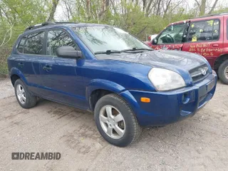 2007 Hyundai Tucson GLS with VIN KM8JM12B37U504070, listed as a IAAI auction lot 42037713 with 118,102 mi miles. Bid and sale history available at carsss.com. Image 1.