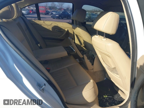 2008 BMW 3 Series 335xi with VIN WBAVD53598A285654, listed as a IAAI auction lot 41366017 with 999,999 mi miles. Bid and sale history available at carsss.com. Image 8.