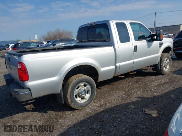 2010 Ford F-250 XL z VIN 1FTSX2B52AEA96467, wystawiony jako IAAI lot #42087062 z przebiegiem 112 959 mil mil oraz . Historia ofert i sprzedaży dostępna na DreamBid. Obrazek 4.