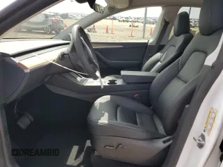 2024 Tesla Model Y z VIN 7SAYGDED4RF054565, wystawiony jako Copart lot #51188065 z przebiegiem 10 540 mil mil oraz Szkoda całkowita • Salvage title. Historia ofert i sprzedaży dostępna na DreamBid. Obrazek 7.
