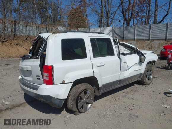 2015 Jeep Patriot High Altitude with VIN 1C4NJRFB1FD340159, listed as a IAAI auction lot 41769322 with 151,881 mi miles and . Bid and sale history available at carsss.com. Image 4.