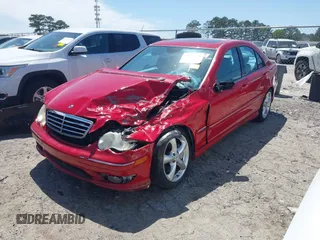 2005 Mercedes-Benz C 230 Kompressor z VIN WDBRF40J55F678252, wystawiony jako IAAI lot #42028395 z przebiegiem 208 901 mil mil oraz . Historia ofert i sprzedaży dostępna na DreamBid. Obrazek 2.