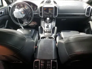 2014 Porsche Cayenne GTS with VIN WP1AD2A24ELA72313, listed as a Copart auction lot 51262095 with 71,905 mi miles and Salvage title. Bid and sale history available at DreamBid. Image 8.