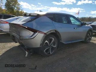 2022 Kia EV6 GT-Line with VIN KNDC3DLC2N5027633, listed as a Copart auction lot 76138314 with 64,558 mi miles and Salvage Title. Bid and sale history available at carsss.com. Image 3.