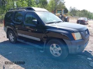2005 Nissan Xterra S with VIN 5N1AN08U65C658002, listed as a IAAI auction lot 42005601 with 127,320 mi miles. Bid and sale history available at carsss.com. Image 1.