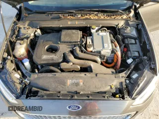2019 Ford Fusion Hybrid Titanium with VIN 3FA6P0RU9KR116785, listed as a Copart auction lot 68052202 with 89,486 mi miles. Bid and sale history available at carsss.com. Image 13.