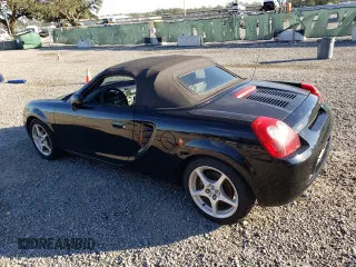 2003 Toyota MR2 z VIN JTDFR320X30063044, wystawiony jako Copart lot #79328434 z przebiegiem Nie podano mil oraz Szkoda całkowita • Salvage title. Historia ofert i sprzedaży dostępna na DreamBid. Obrazek 2.