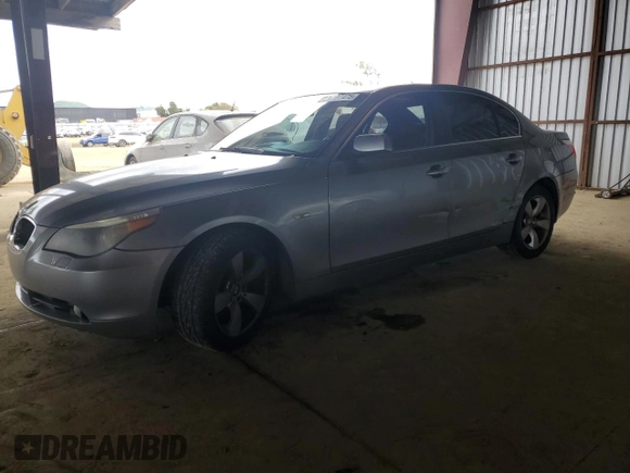 2004 BMW 5 Series 530i with VIN WBANA73504B059236, listed as a Copart auction lot 47633475 with 211,366 mi miles and Salvage Title. Bid and sale history available at DreamBid. Image 1.