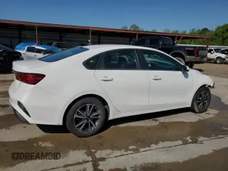 2024 Kia Forte LXS with VIN 3KPF24AD1RE771827, listed as a Copart auction lot 52141875 with 29,648 mi miles and Non Repairable. Bid and sale history available at carsss.com. Image 3.