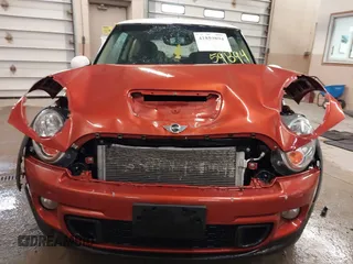 2011 MINI Hardtop S with VIN WMWSV3C52BTY13177, listed as a IAAI auction lot 41859894 with 92,168 mi miles and . Bid and sale history available at DreamBid. Image 13.