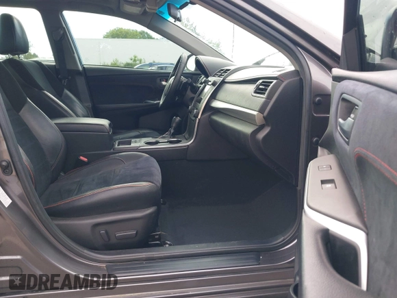 2015 Toyota Camry XLE with VIN 4T1BF1FK4FU480451, listed as a IAAI auction lot 42191825 with 208,406 mi miles and . Bid and sale history available at DreamBid. Image 5.