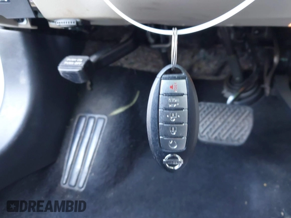 2017 Nissan Maxima SV with VIN 1N4AA6AP4HC399690, listed as a IAAI auction lot 41325776 with 82,468 mi miles and . Bid and sale history available at DreamBid. Image 11.